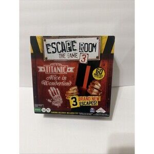 NEW SPIN MASTER Escape Room 3 Game Titanic Alice In Wonderland Zombies NIB